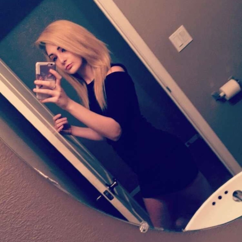 medium skin tight dress 💫